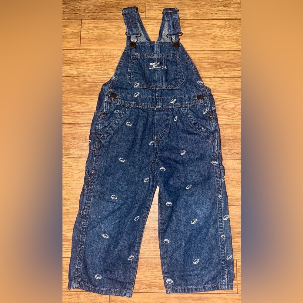 OSHKOSH B’GOSH Size 2T Denim Football Overalls
